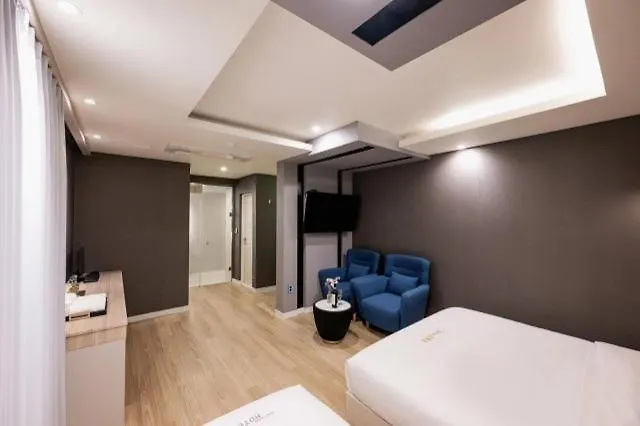 Yeonsan Ava Motel Busan