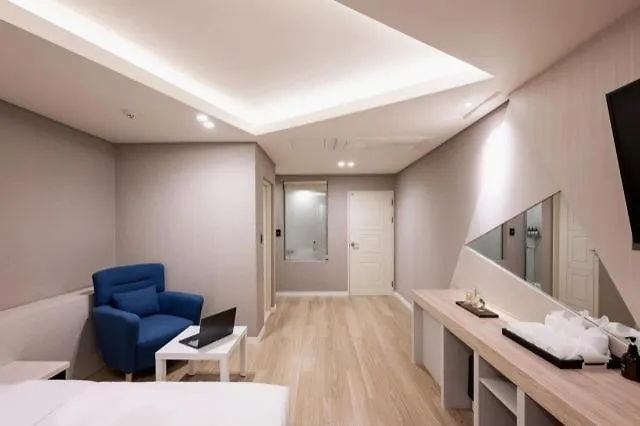 Yeonsan Ava Motel Busan