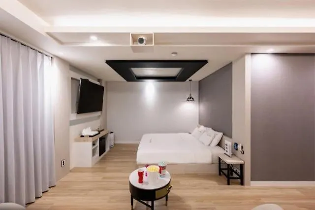 Yeonsan Ava Motel Busan