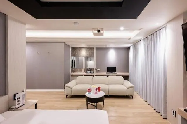 Motel Yeonsan Ava