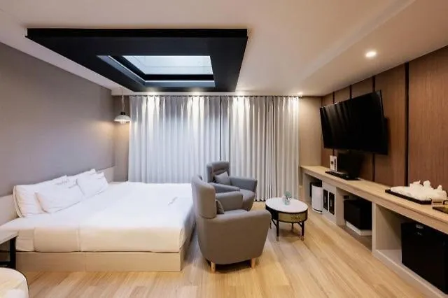 Yeonsan Ava Motel